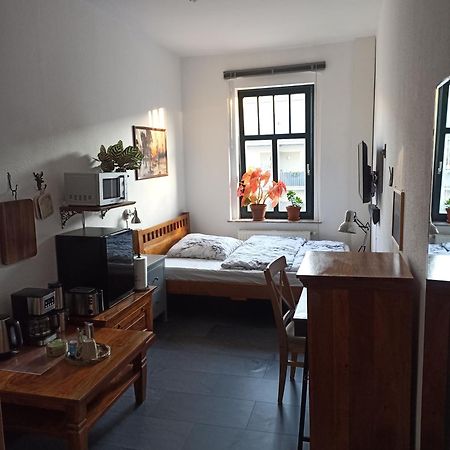 Privates Gaestezimmer In Altemburgo Exterior foto